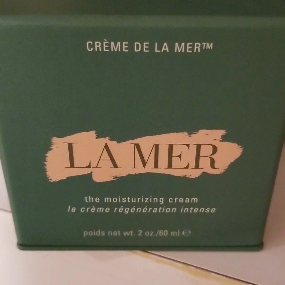 La Mer - Picture 1 of 2